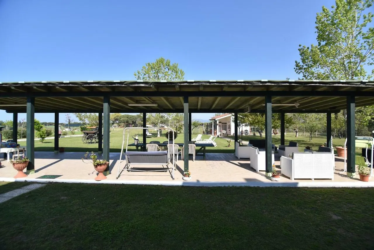 Villa Isabella Marina di Grosseto Hotel apartamentowy