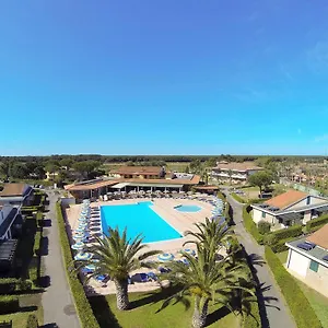 3* Kompleks wypoczynkowy Villaggio Turistico La Cecinella