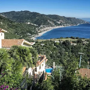 Sirius 4*, Taormina Italien
