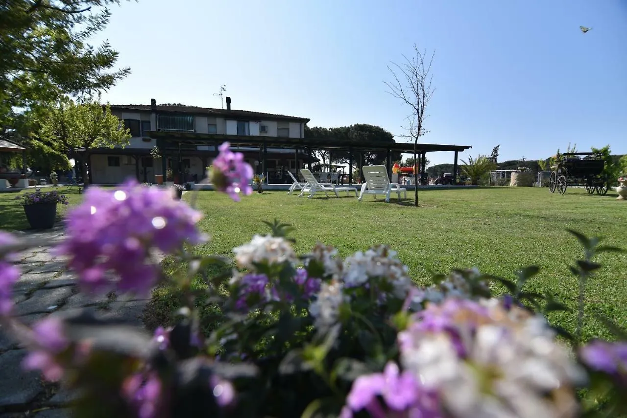 Villa Isabella Marina di Grosseto 2*,  Itália