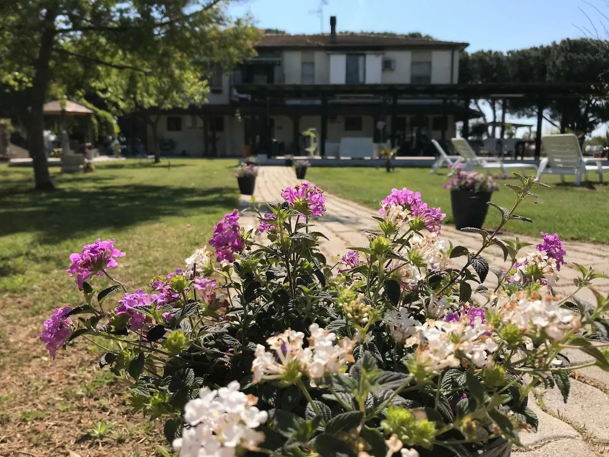 ** Aparthotel Villa Isabella Marina di Grosseto Italië